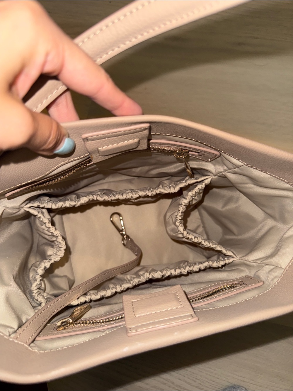 Mina Baei Mini Harlow in color Sand / longer strap also included - Picture 4 of 6